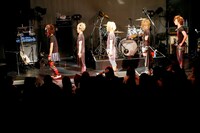 9月29日に行われた「カメレオFIRST ONEMAN TOUR 2012『ググれっ！』」WWW公演の様子。（Photo：Rie Suwaki [MAXPHOTO］）