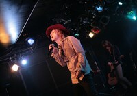 写真は9月28日の岡山公演の模様。