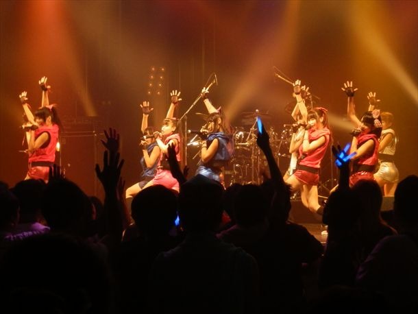 ライブ中のトッピング☆ガールズGT。