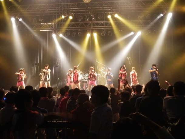 ライブ中のトッピング☆ガールズGT。