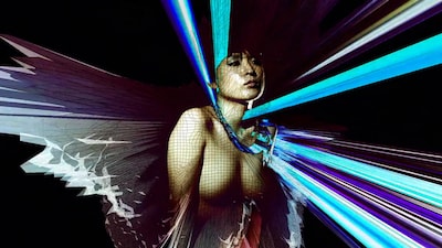 BiS「ASH」ビデオクリップのワンシーン。