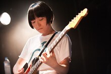 田渕ひさ子（bloodthirsty butchers、LAMA、toddle）