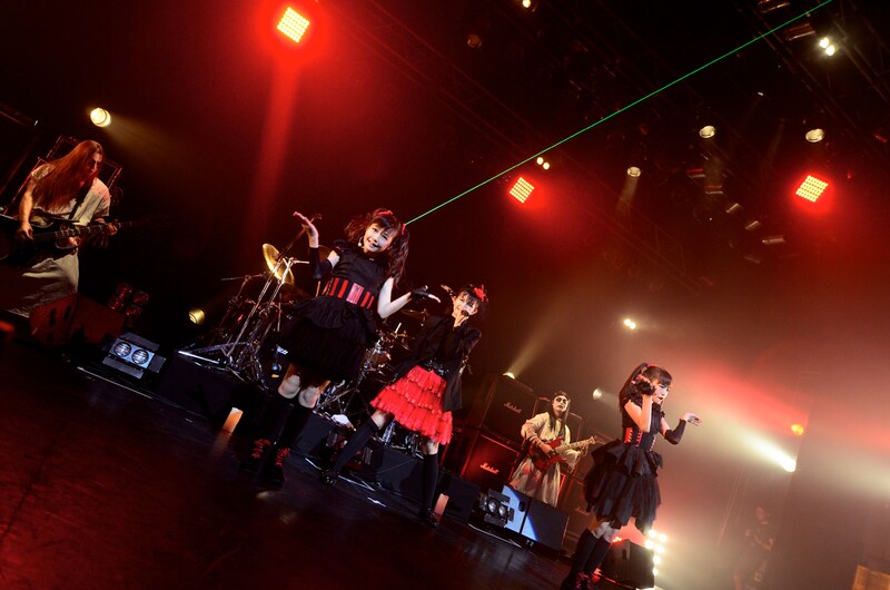 写真は本日10月6日に行われたShibuya O-EAST公演より。なおこの日の詳細なレポートは後日ナタリーに掲載予定。