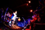 1日目の日直MC、坂詰克彦。