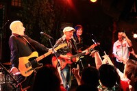 2日目「いやんなるわけない！」では怒髪天×木村充揮×ウィルコ・ジョンソンのセッションが実現。