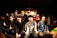 3日目「40代しゃべり場」の集合写真。