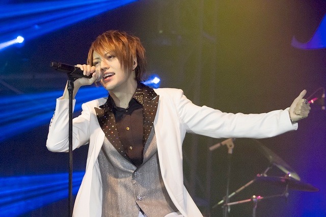「JROCK EVOLUTION 2012」ジャカルタ公演でのAlice Nineのステージの様子。（撮影：大木大輔）