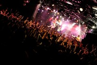 10月11日の渋谷CLUB QUATTRO公演の様子。（撮影：木村泰之）