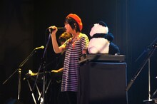 PANDA 1/2の10月14日札幌cube gardenでのライブの模様。