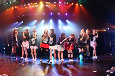 「Nami Tamaki Presents MUSIC HOLIC vol.2」の模様。