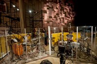 「ONE NIGHT ACOUSTIC RECORDING SESSION at NHK CR-509 Studio」のレコーディングの様子。