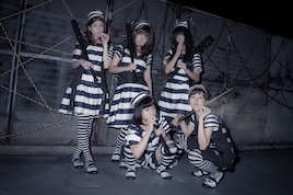 BiSと非常階段のコラボユニット「BiS階段」ライブ決定