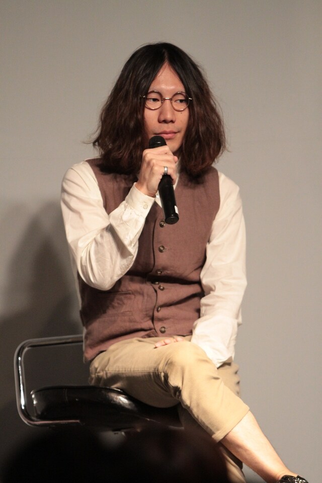 「MUSIC SHOW」の裏側を語る清竜人。