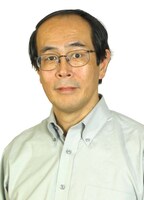 花の父親役とナレーションを担当する志賀廣太郎。(c)久住昌之・水沢悦子（エレガンスイブ）2010/「花のズボラ飯」製作委員会2012