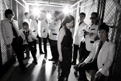 東京スカパラダイスオーケストラと中納良恵。