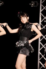 「Brave」PV撮影中の村田寛奈。