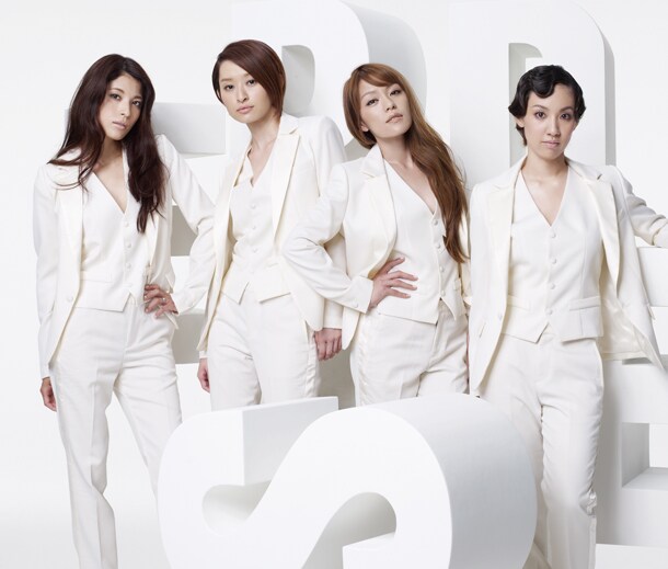 SPEED「4 COLORS」CD+2DVD盤ジャケット