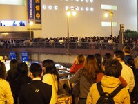 10月16日に行われた路上ライブの模様。