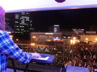 10月16日に行われた路上ライブの模様。