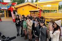 「乃木坂って、ここ！」ロケの様子。