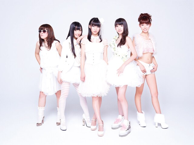 写真左からプー・ルイ（BiS）、鈴木友梨那（Cheeky Parade）、庄司芽生（東京女子流）、日比美思（Dream5）、橘ゆりか（アイドリング!!!）。