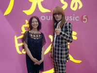 2008年11月28日放送回で共演した小泉今日子（写真左）と高見沢俊彦（右）。