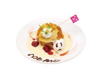 「モモカフェ」オリジナルメニューの幸せ包みのMOMOクレープ。