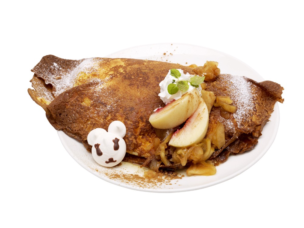 「モモカフェ」オリジナルメニューMOMOの焼き立てスフレクレープ。
