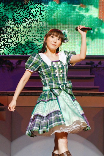写真は「堀江由衣をめぐる冒険III ～Secret Mission Tour～」追加公演の様子。