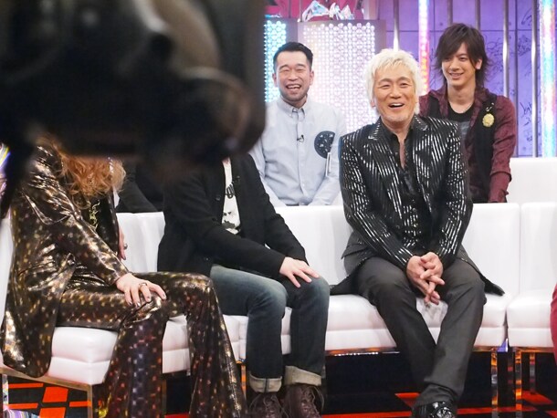 トーク収録中の玉置浩二。