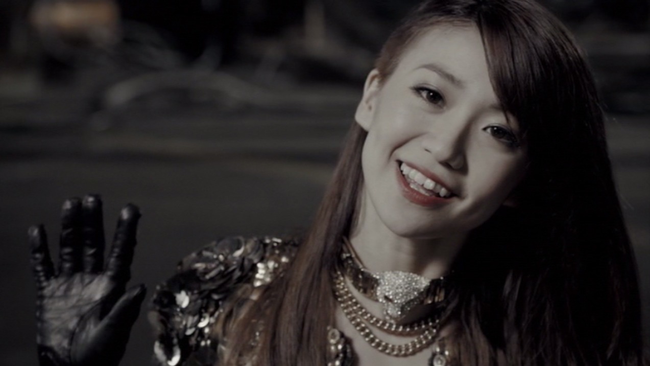 新チームK「スクラップ＆ビルド」ビデオクリップのワンシーン。