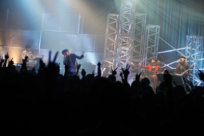 10月27日に行われた中田裕二の全国ツアー「TOUR '12 "IMPERIAL SUITE"」東京公演の様子。（撮影：河本悠貴）