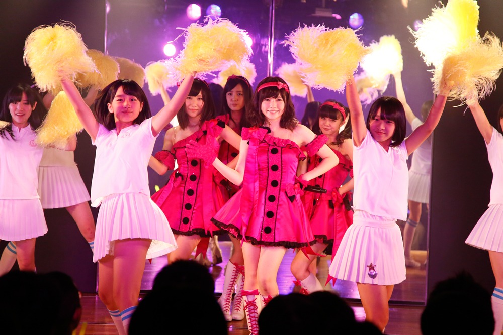 チーム4 (C)AKS