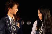高城亜樹、多田愛佳（写真左から） (C)AKS