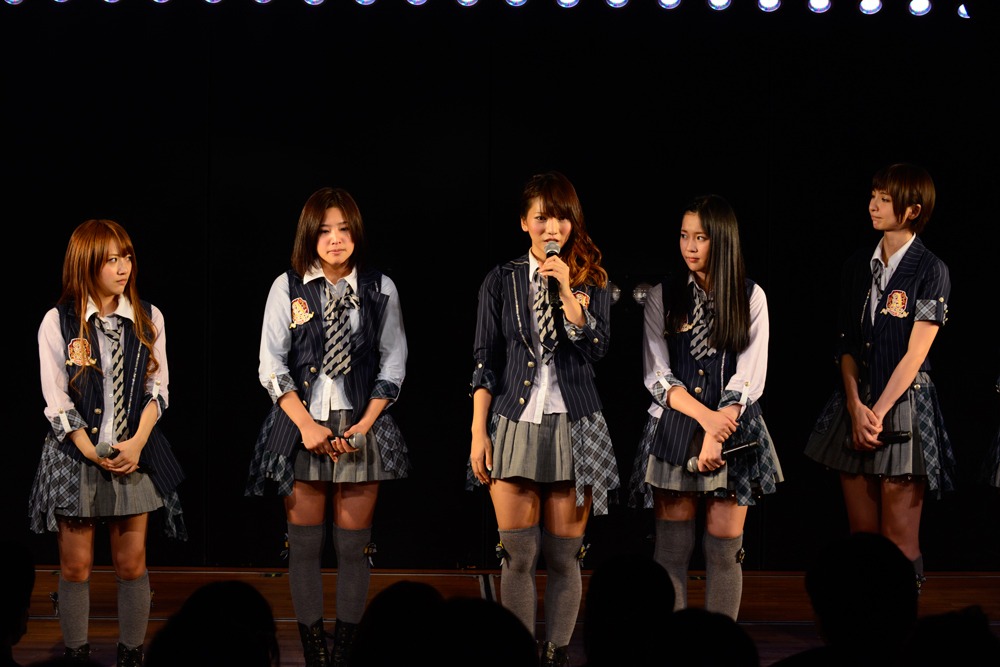 高橋みなみ、仲川遥香、高城亜樹、多田愛佳、篠田麻里子（写真左から） (C)AKS