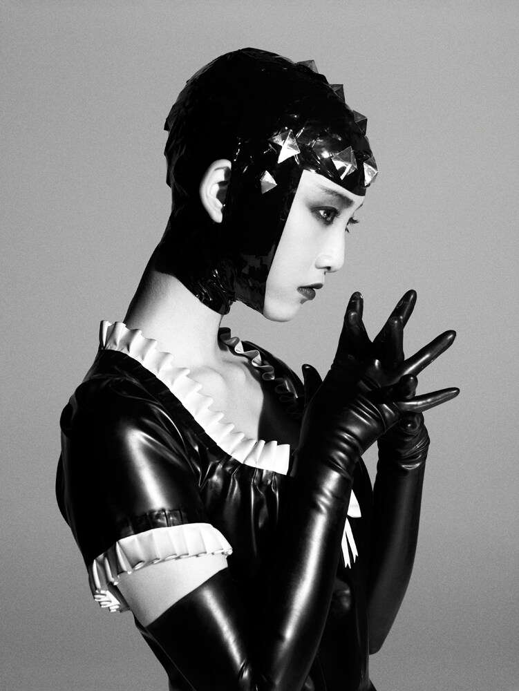 松井玲奈 - ラフォーレ原宿に“攻め”のAKB48「UZA」広告＆バッグ出現