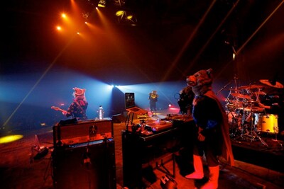 HYDEのオファーを受けて出演が決定したMAN WITH A MISSION。（撮影：今元秀明、田中和子）