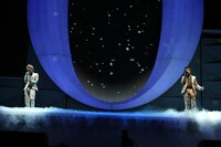 「三代目 J Soul Brothers LIVE TOUR 2012 ～ZERO～」日本武道館公演の模様。