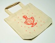 ベッキー♪♯と「ViS」がコラボしたオリジナルミニトートバッグ