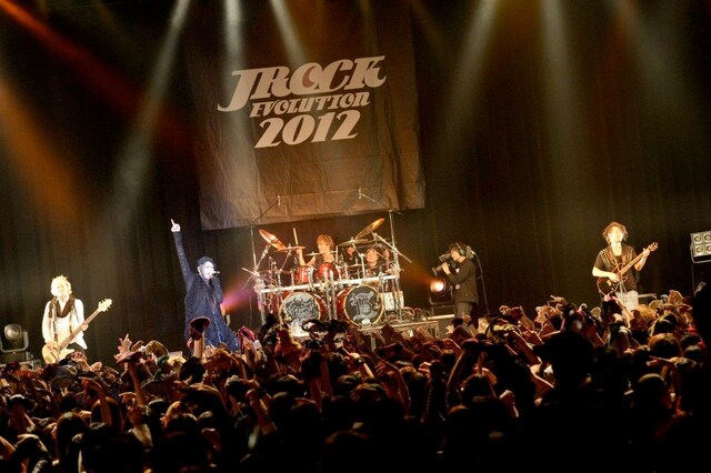 ムック（撮影：緒車寿一、森久）