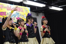 11月2日、ソフマップ名古屋駅ナカ店でのトークの様子。