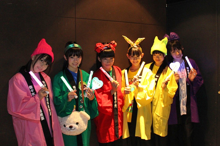 11月5日のZepp Nagoya「ライブ・ビューイング 直送ももクロvol.5『平面革命 男祭りの巻』」より。