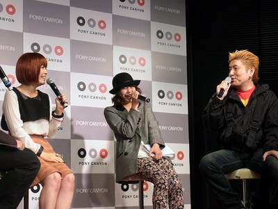 実り多いイベントとなったが、トークは南波による「菓子パンの定義」などの不毛な会話が大半を占めた。