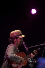 七尾旅人（Photo by Ryo Mitamura）