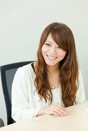 riecoが描く、世界をひとつにつなぐ「ONE」＝幸せ