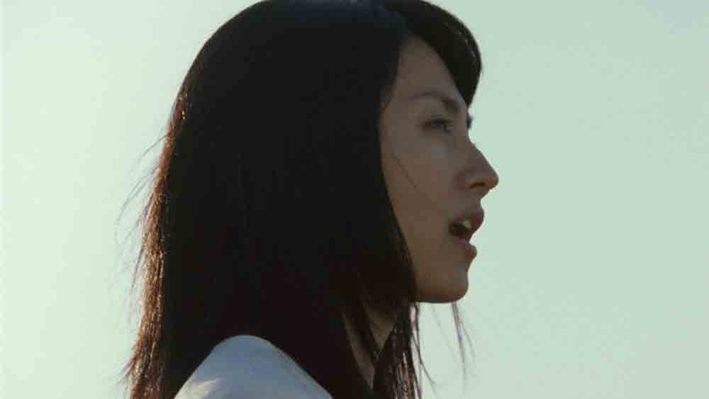 カロリーメイト新CMのワンシーン。