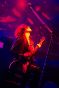 SUGIZO（G, Violin）