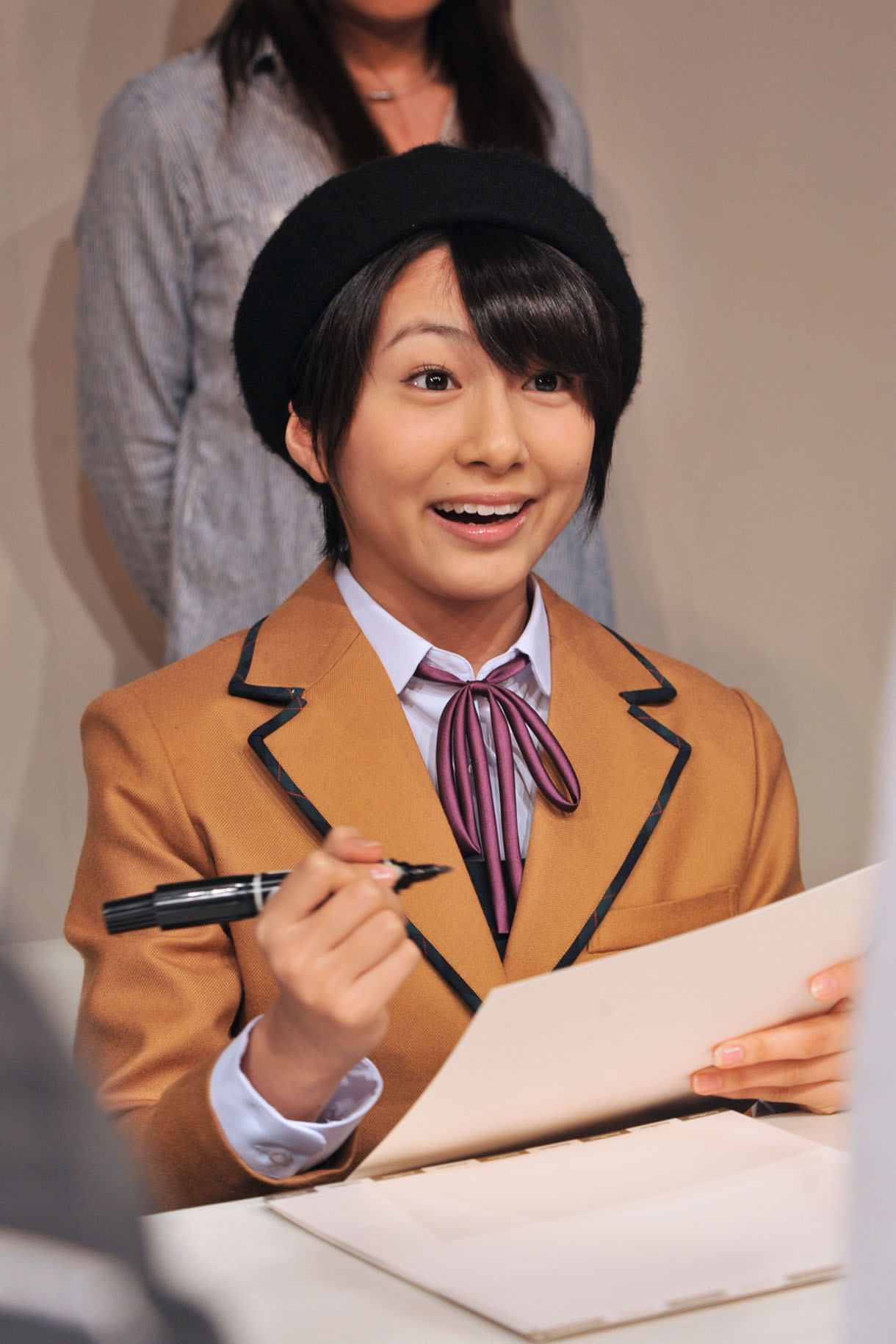 市來玲奈