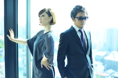 paris match（写真左がミズノマリ）