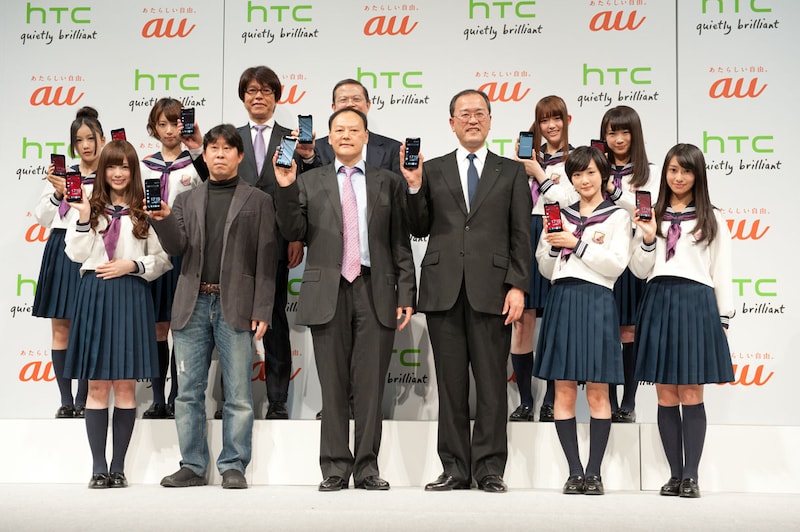 HTC NIPPONプレスイベント「HTC J butterfly『ひとめ惚れ』されるものづくりへの挑戦」の様子。